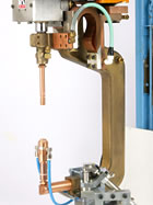 Stud Bolt Feeder Smart B (with C-gun mounted)）